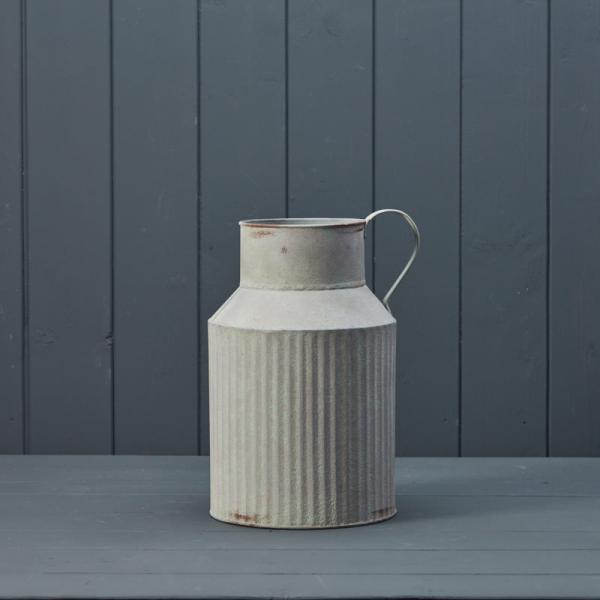 Vintage White Ribbed Zinc Jug H26 x Base 16 x Diameter 10cm