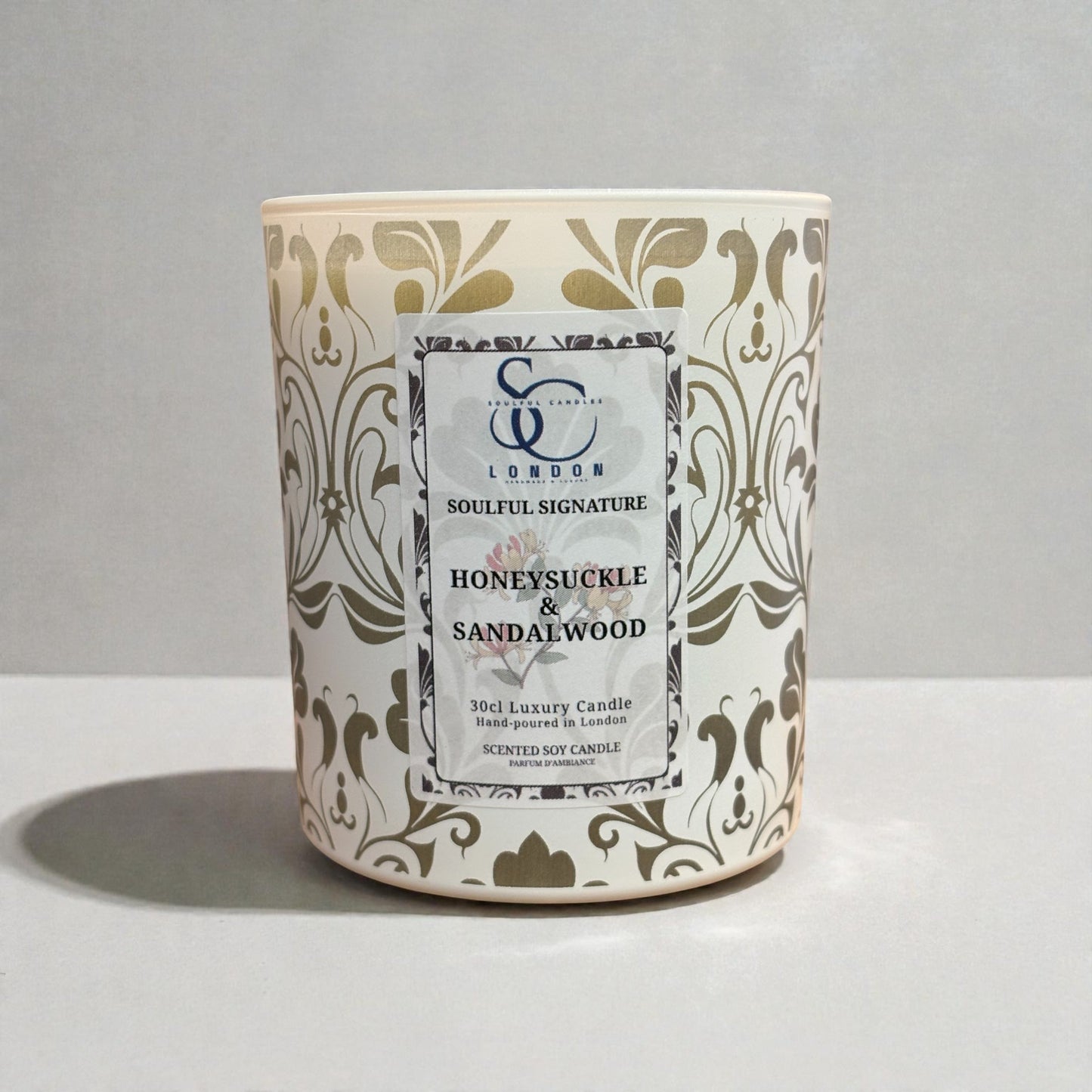 Honeysuckle & Sandalwood: A soothing mix of floral honeysuckle and earthy sandalwood.