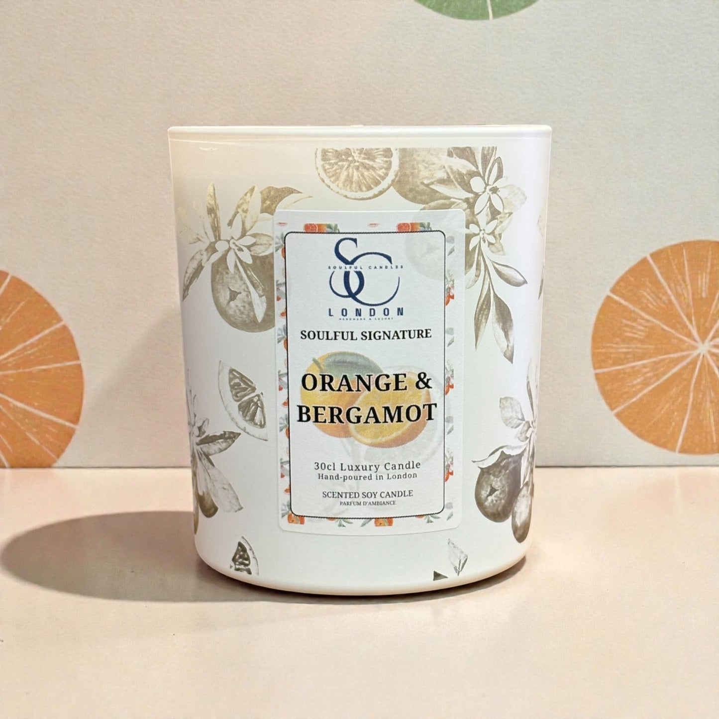 Orange & Bergamot: An uplifting blend of vibrant orange and tangy bergamot.