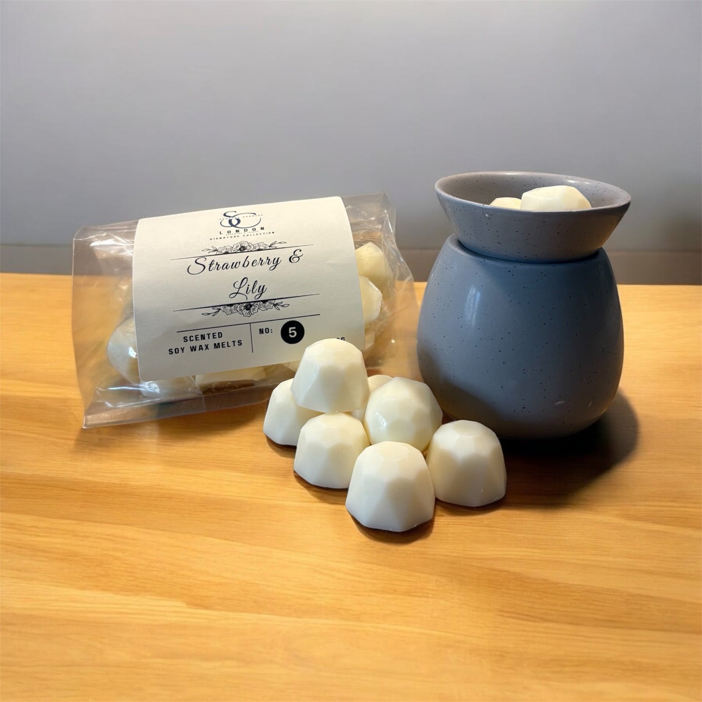 Luxury Signature Soy Wax Melts 250g